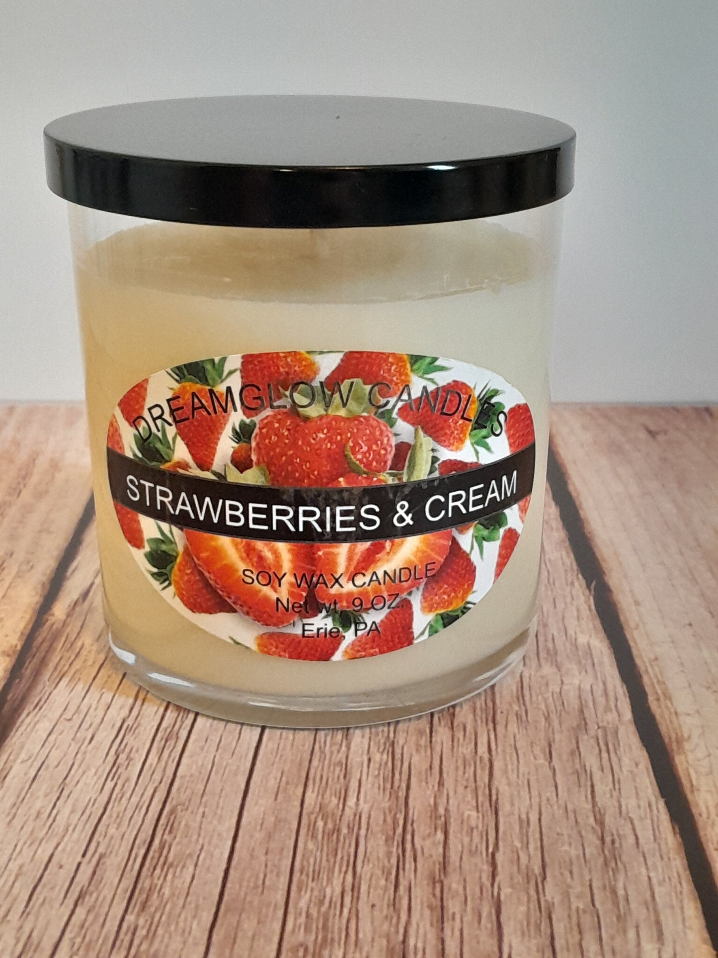 Strawberries and Cream 9oz. soy wax candle