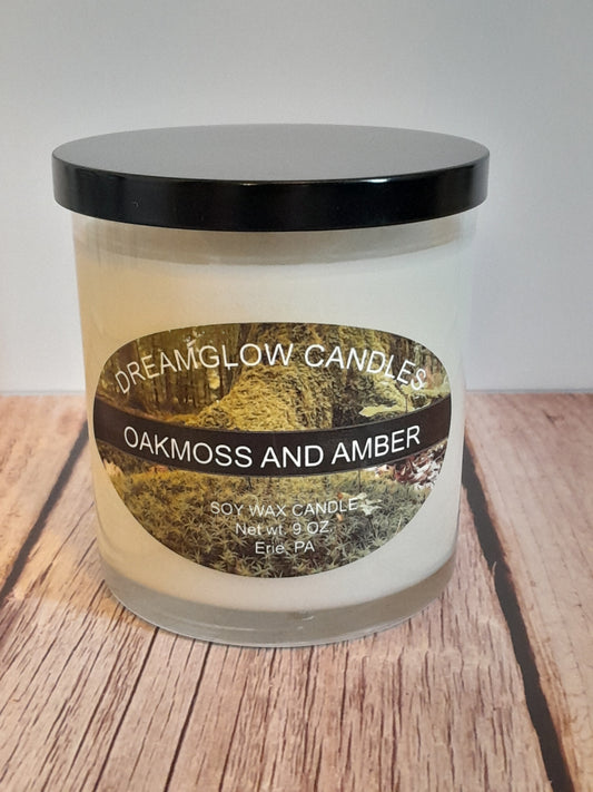 Oakmoss and Amber 9oz. soy wax candle